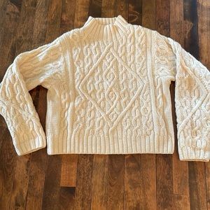 Hand Knit Limited 100% wool size large
